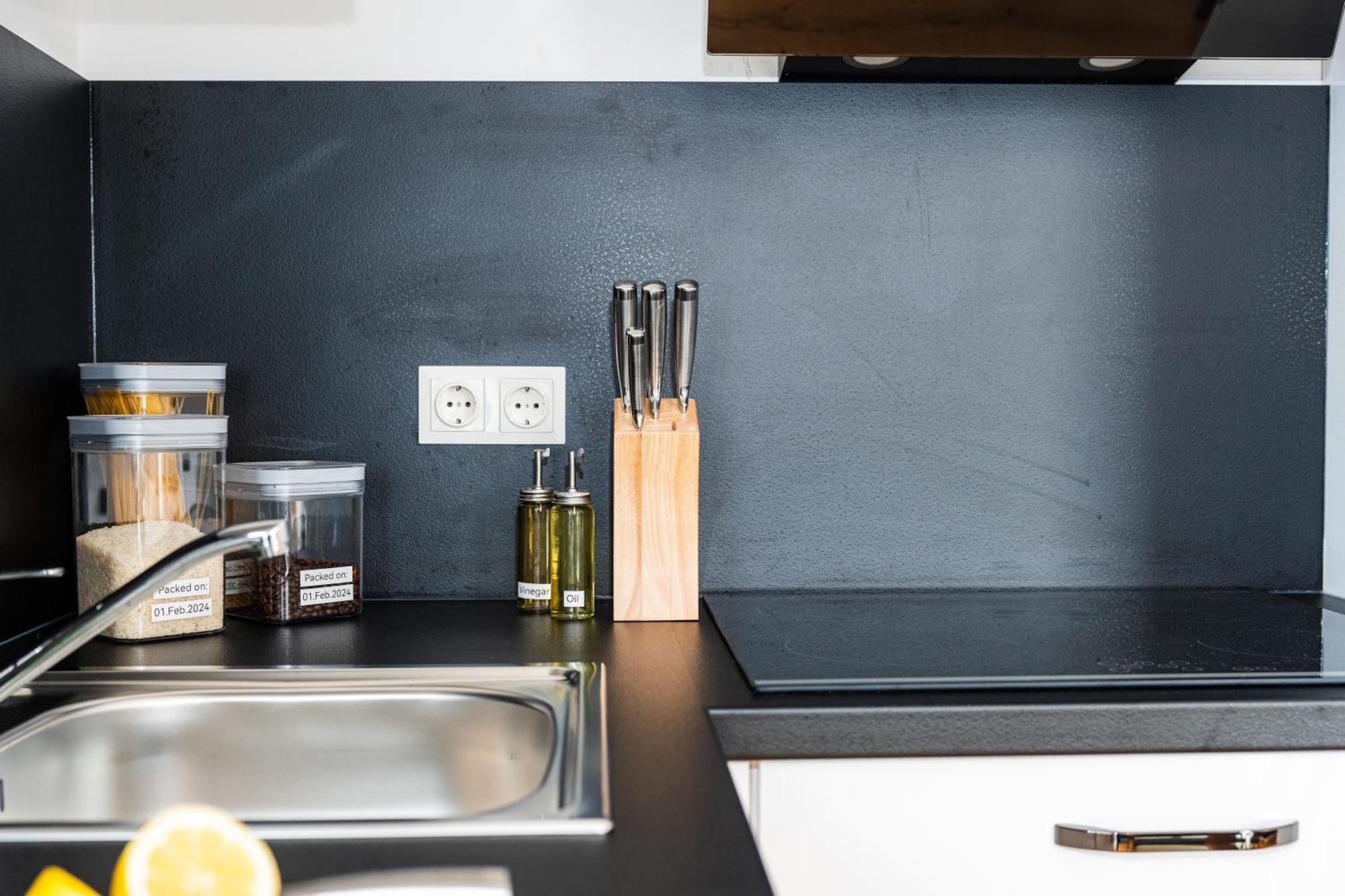 Noblenest: Terrasse - Netflix - Kaffee Apartment เวียนนา ภายนอก รูปภาพ